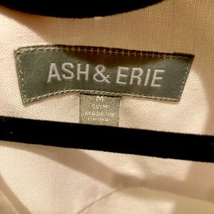 Ash & Erie Short Sleeve Button Up - M slim